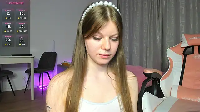  eva queen online show from December 2024 01:55:01 PM
