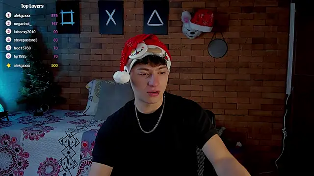 Ares Dickson online show from December 2024 12:33:01 AM