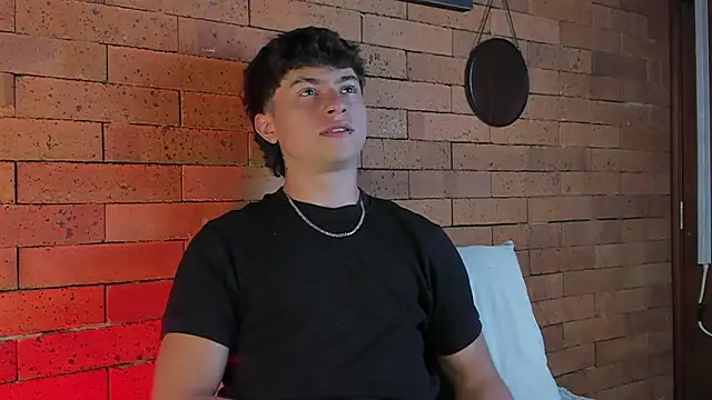 Ares Dickson online show from January 2025 03:34:02 AM