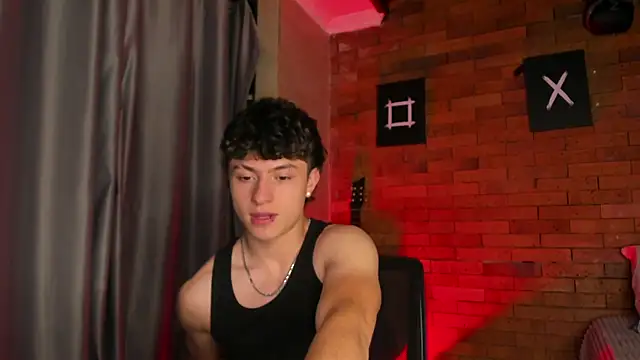 Ares Dickson online show from February 2025 04:26:02 AM