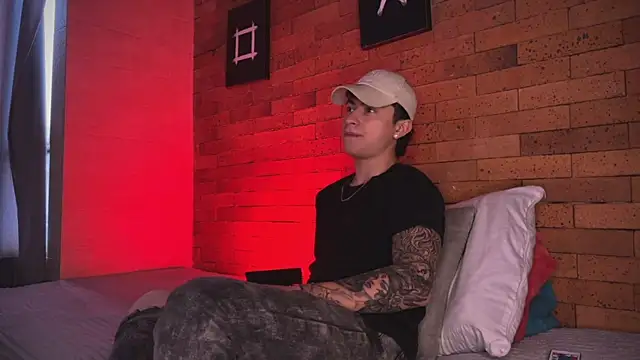 Ares Dickson online show from March 2025 03:36:02 PM