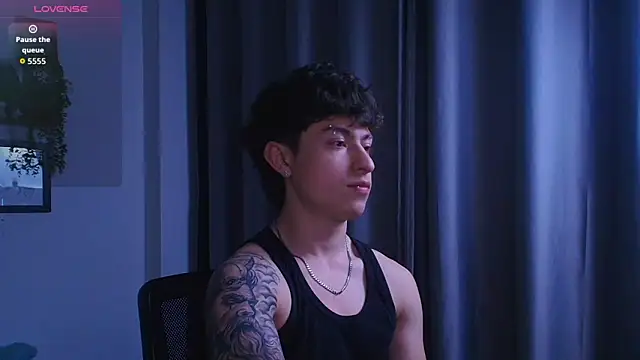 Ares Dickson online show from October 2025 03:29:01 AM