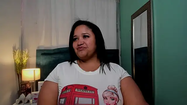 Busty Juicy online show from January 2025 11:33:02 AM