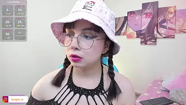 Snapshot of Julieta_cott chatting on July 2026 02:29:01 AM Julieta cott online show from July 2026 02:29:01 AM