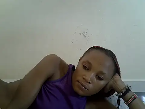 Snapshot of SpicyPetite chatting on September 2025 08:03:01 AM SpicyPetite online show from September 2025 08:03:01 AM