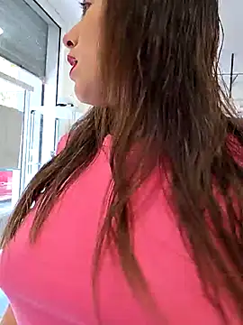 Snapshot of GatitaXD27 chatting on October 2025 09:07:02 AM GatitaXD27 online show from October 2025 09:07:02 AM