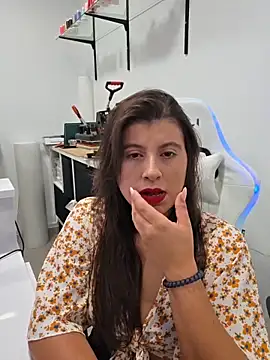 Snapshot of GatitaXD27 chatting on October 2025 10:10:01 AM GatitaXD27 online show from October 2025 10:10:01 AM