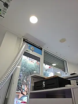 GatitaXD27 online show from December 2025 11:17:01 AM