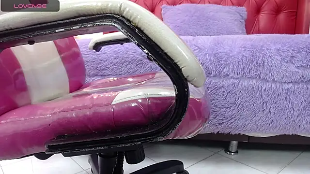 Snapshot of ozuna_sex chatting on January 2025 03:55:02 PM ozuna sex online show from January 2025 03:55:02 PM