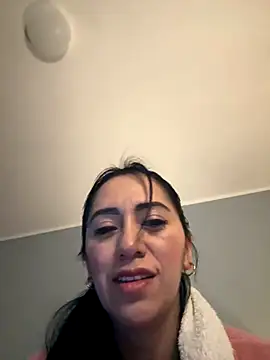 Snapshot of tamara_jay chatting on December 2024 06:37:02 AM tamara jay online show from December 2024 06:37:02 AM