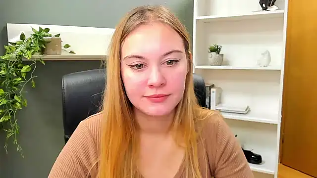kitty valeria online show from January 2025 10:56:01 AM