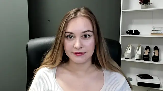 kitty valeria online show from March 2026 01:44:02 PM