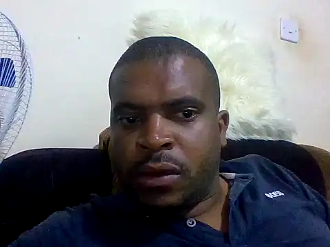 Snapshot of lui_cuuty chatting on October 2025 04:07:02 PM lui cuuty online show from October 2025 04:07:02 PM