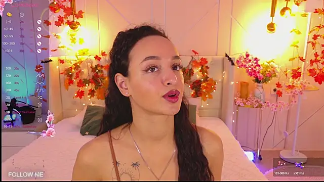 Lolly Neal online show from November 2025 04:56:02 AM