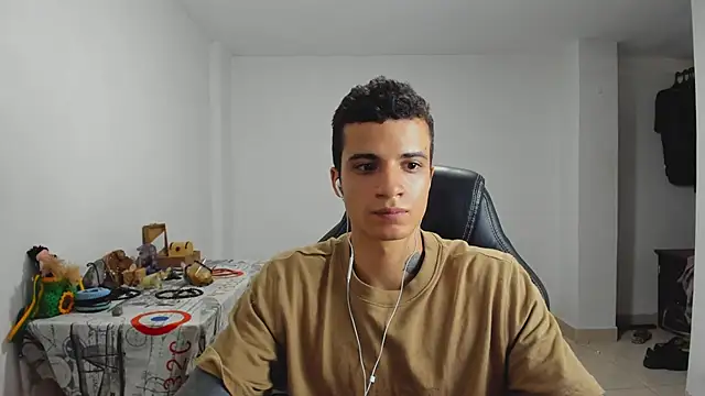 Snapshot of Balo_lovers chatting on January 2025 05:37:01 PM Balo lovers online show from January 2025 05:37:01 PM