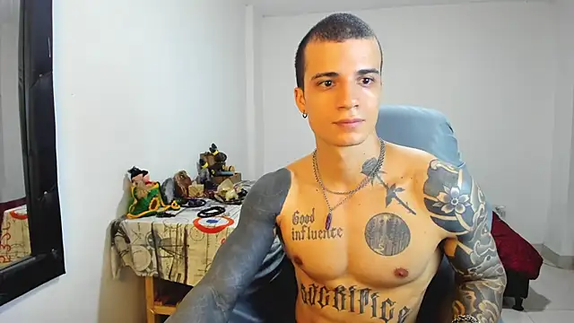 Snapshot of Balo_lovers chatting on March 2025 05:04:01 PM Balo lovers online show from March 2025 05:04:01 PM