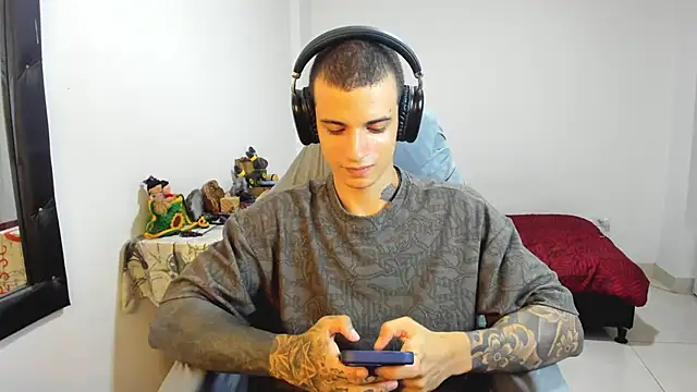 Snapshot of Balo_lovers chatting on March 2025 08:08:02 PM Balo lovers online show from March 2025 08:08:02 PM