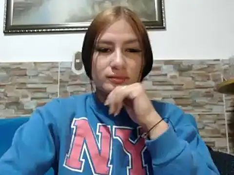 Snapshot of alice_trinity chatting on February 2025 01:58:01 AM alice trinity online show from February 2025 01:58:01 AM