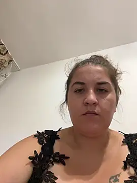 yzabell18 online show from September 2025 02:59:02 AM