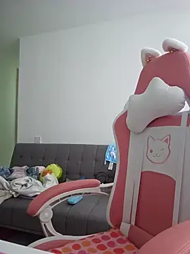 azumiichan online show from November 2025 02:07:02 PM