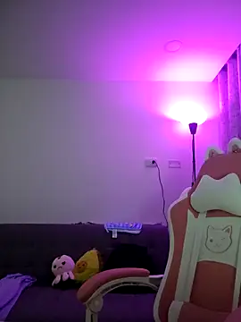 azumiichan online show from November 2025 12:19:01 AM