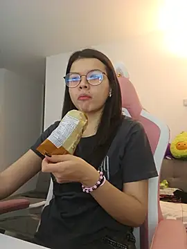 azumiichan online show from July 2026 01:29:01 AM