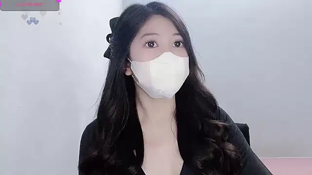 Snapshot of tanhxiu chatting on November 2025 05:57:01 PM tanhxiu online show from November 2025 05:57:01 PM