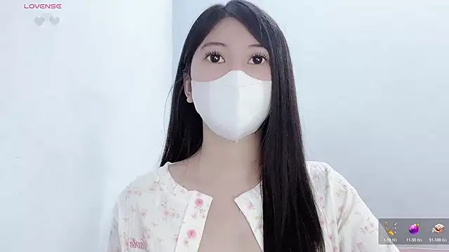 tanhxiu online show from November 2025 01:51:01 PM