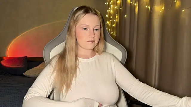 x ivy x online show from December 2025 04:47:01 PM