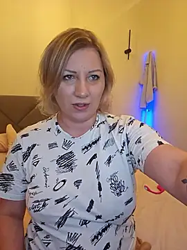 zarina3003 online show from January 2026 12:47:02 AM