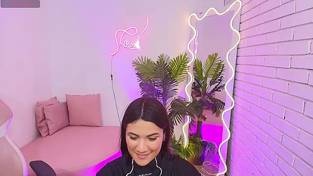 Chiara tay online show from February 2025 03:47:02 AM