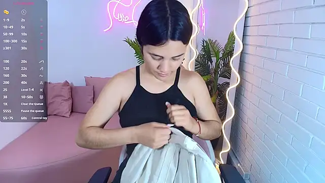 Chiara tay online show from March 2025 04:21:01 AM