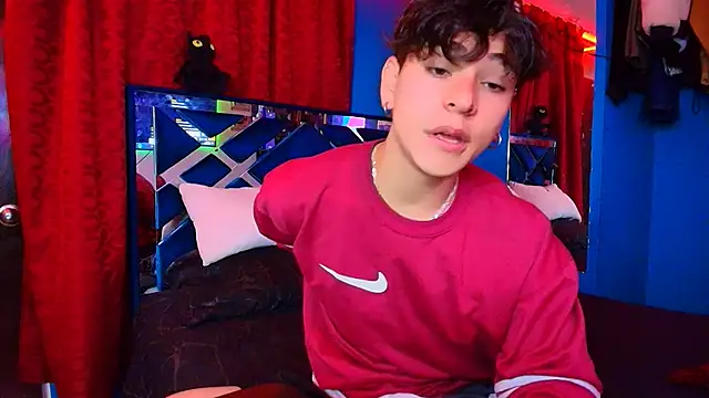 Luke Howland online show from April 2026 02:11:02 PM