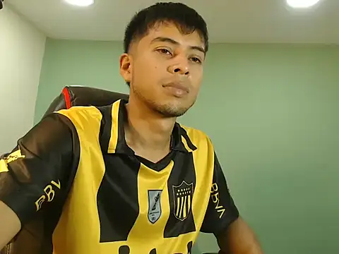 danielitopapuu online show from December 2025 04:51:01 AM