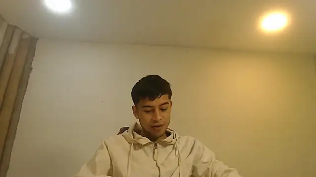 danielitopapuu online show from June 2026 01:28:01 PM