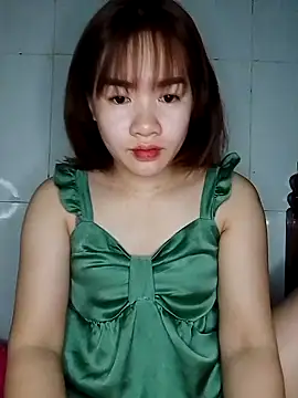 Snapshot of Lini_Ery chatting on March 2025 02:56:02 PM Lini Ery online show from March 2025 02:56:02 PM