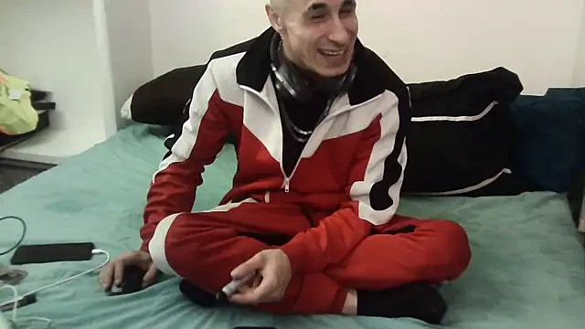 --D-a-D-D-y- online show from February 2026 06:17:01 AM