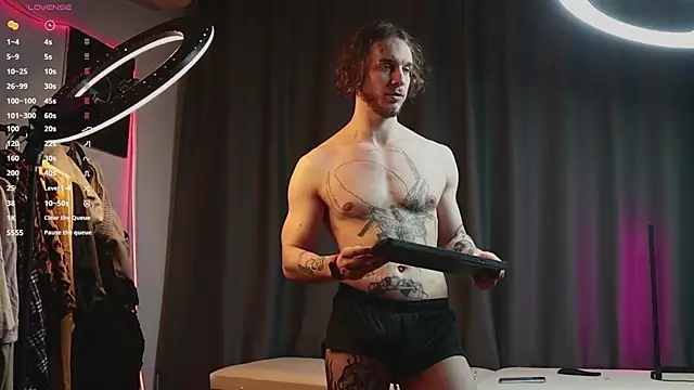 pleasure8869 online show from February 2025 03:57:02 PM