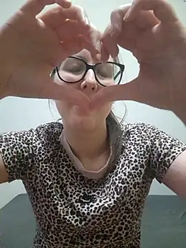 Snapshot of Sarah459 chatting on July 2026 11:43:01 PM Sarah459 online show from July 2026 11:43:01 PM