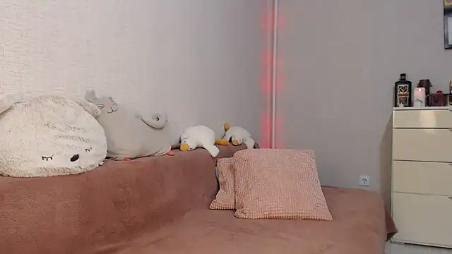 lovely hayley online show from February 2025 09:40:01 PM