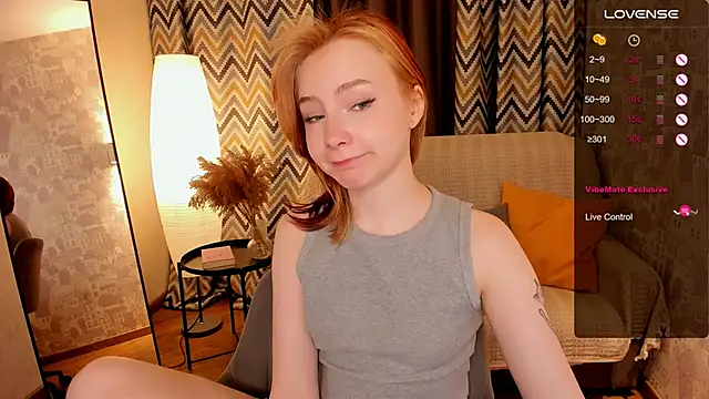 Snapshot of LanaBlu_ chatting on February 2025 09:00:02 AM LanaBlu online show from February 2025 09:00:02 AM