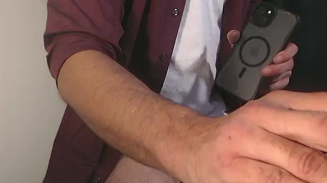 Snapshot of flexingplexico chatting on December 2024 12:18:02 PM flexingplexico online show from December 2024 12:18:02 PM