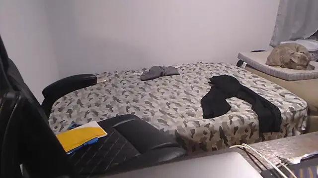 Snapshot of flexingplexico chatting on February 2025 08:49:01 AM flexingplexico online show from February 2025 08:49:01 AM