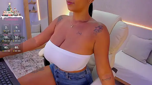 anahi ryan  online show from December 2024 02:06:01 PM