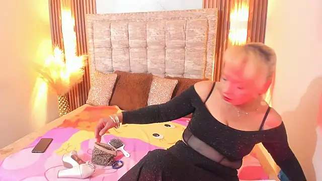 Snapshot of AnastasiaTaylor_ chatting on February 2025 03:12:01 AM AnastasiaTaylor online show from February 2025 03:12:01 AM