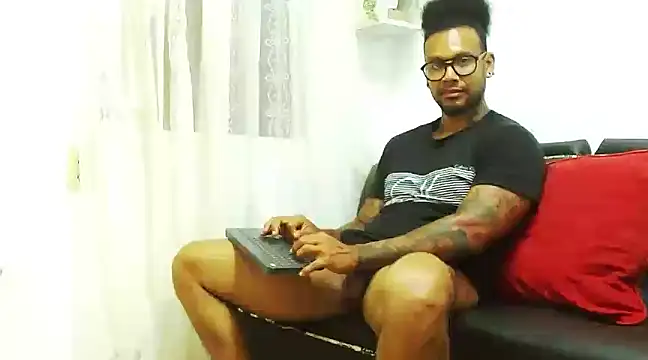 LewisStrong online show from January 2025 01:21:02 AM