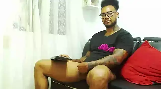 LewisStrong online show from January 2025 12:20:02 AM