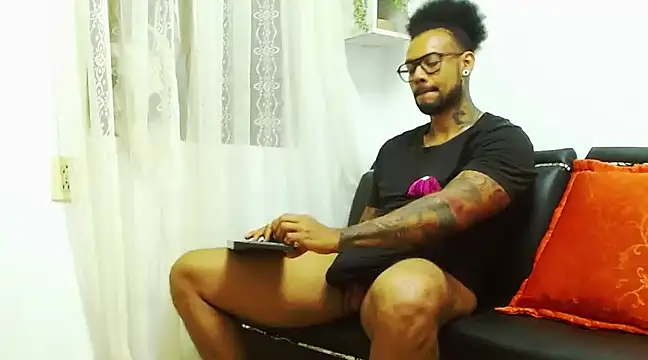 LewisStrong online show from January 2025 10:51:02 PM