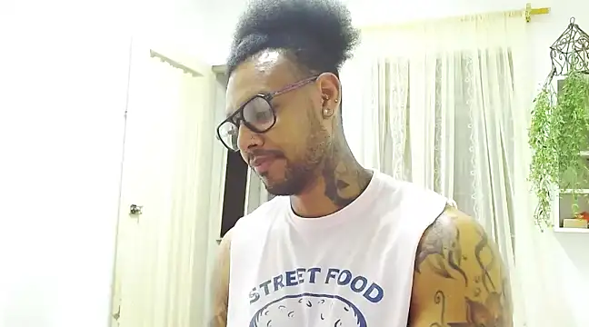 LewisStrong online show from January 2025 07:15:01 PM