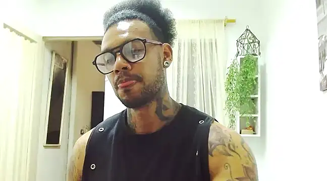 LewisStrong online show from January 2025 07:18:02 PM